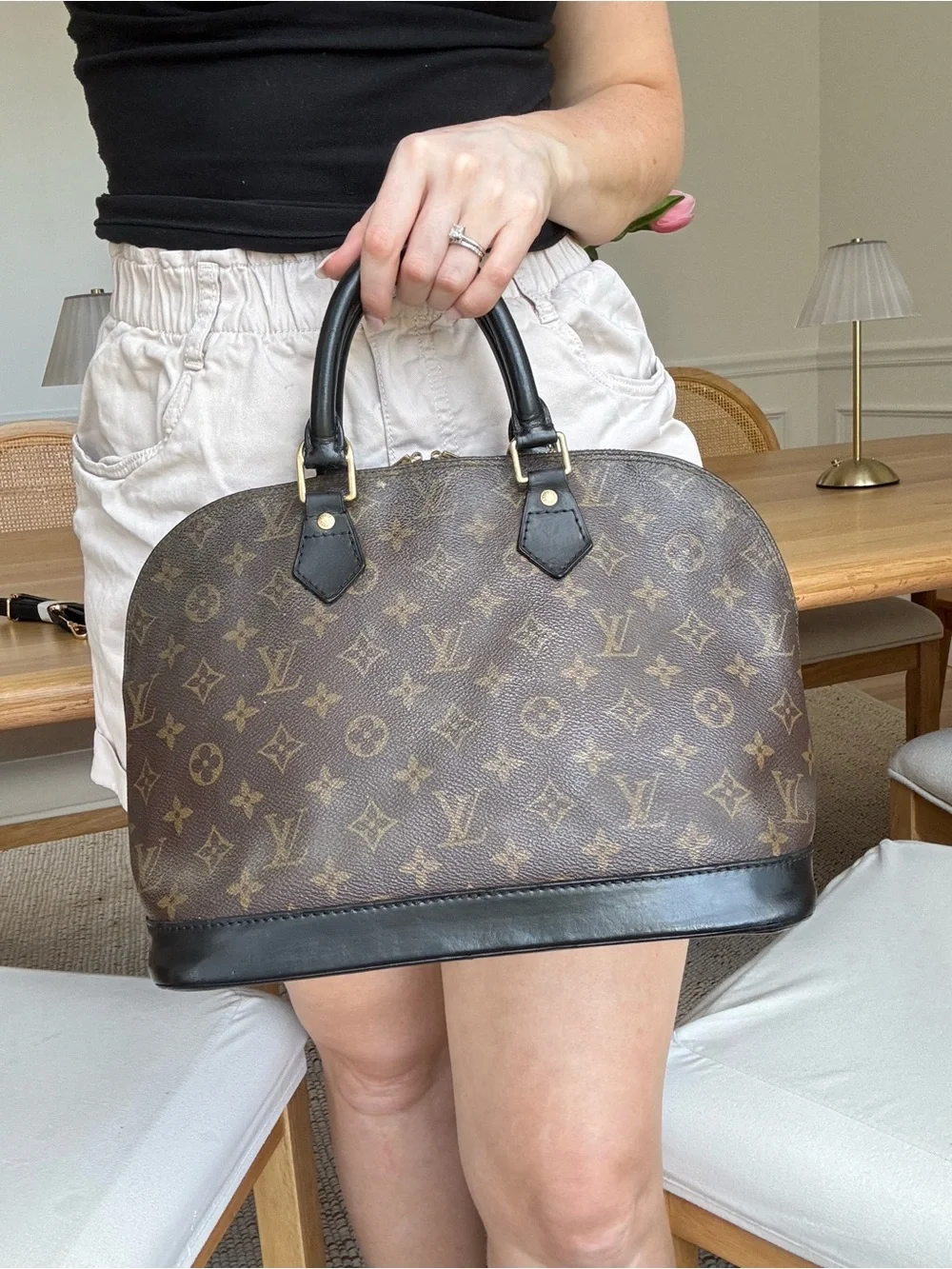 ✅AUTHENTIC✅LOUIS VUITTON ALMA PM